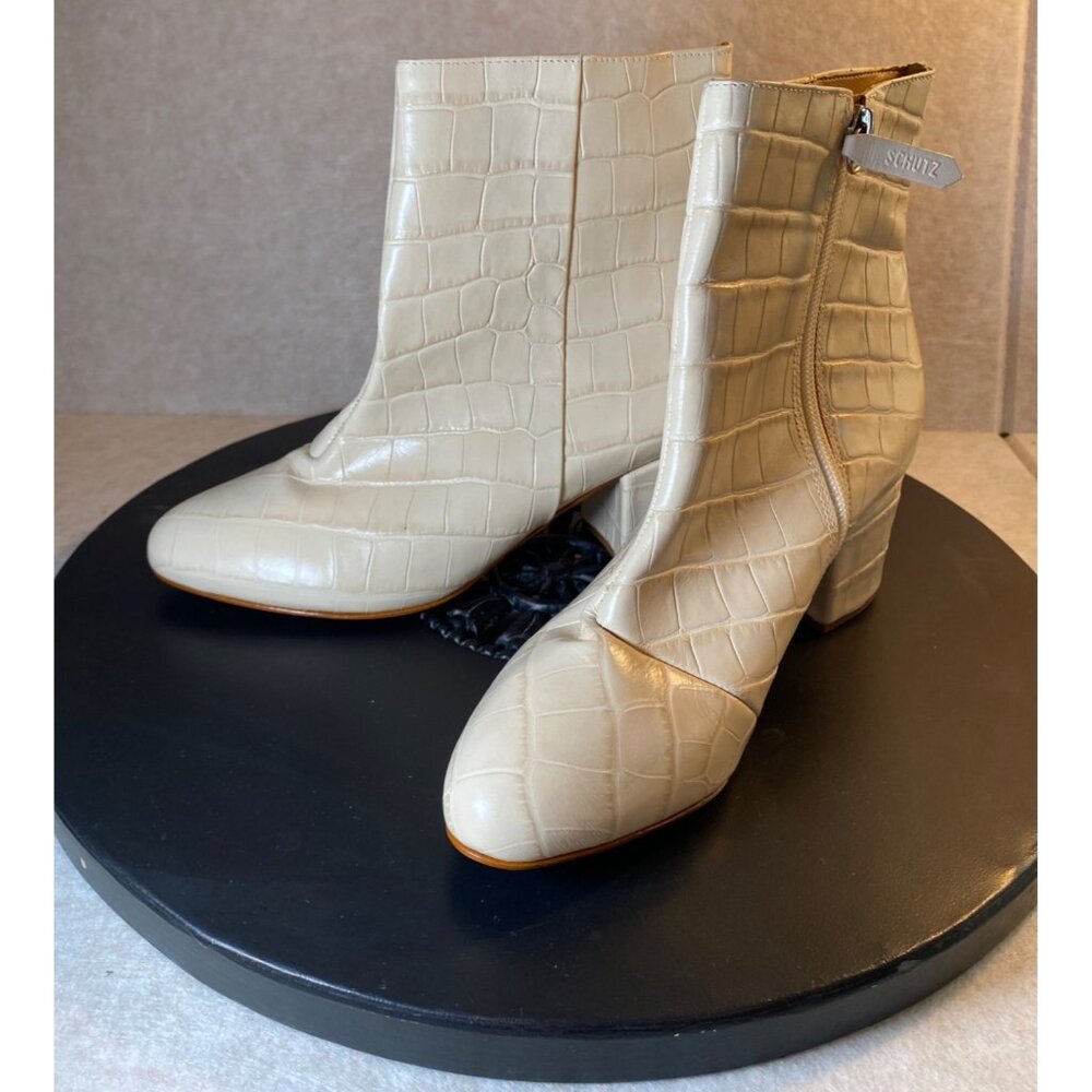 Schutz Women's Crocodile Embossed Leather Ankle Boots Block Heel Size 6B Beige